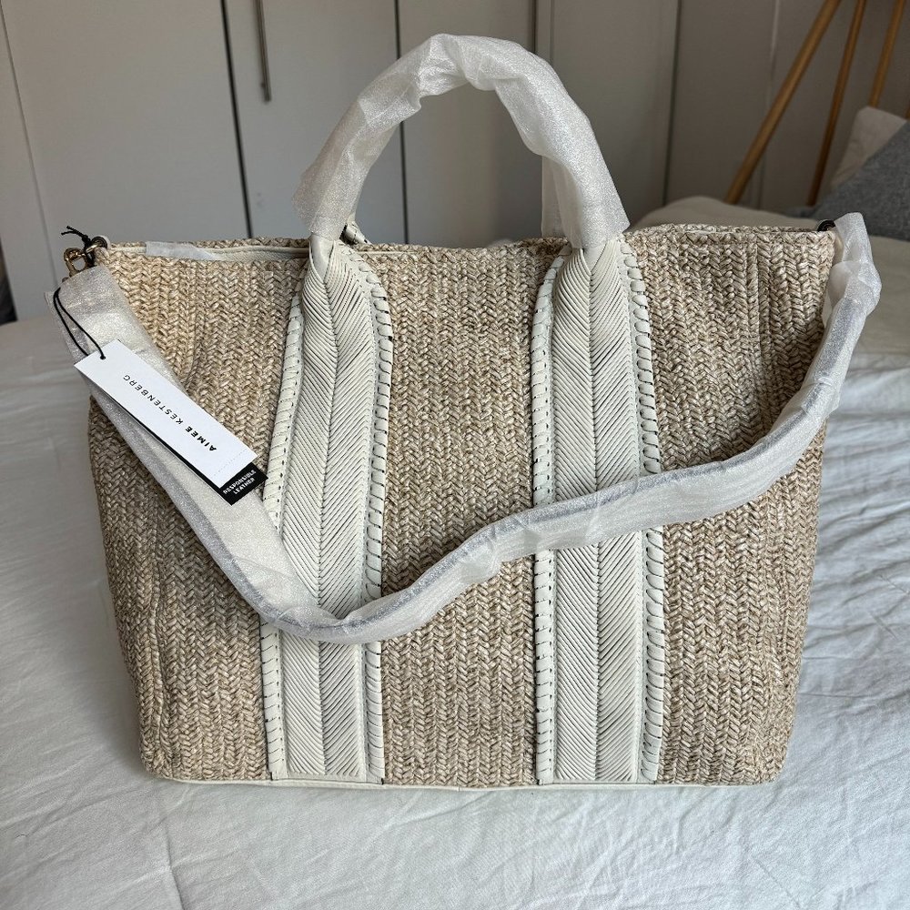 ALL FOR LOVE CONVERTIBLE TOTE in Straw with Vanilla